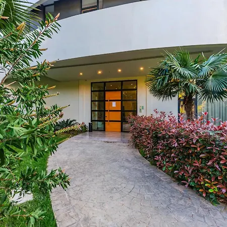 Apartment Currila White Hill