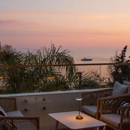 Currila White Hill Apartment Durres