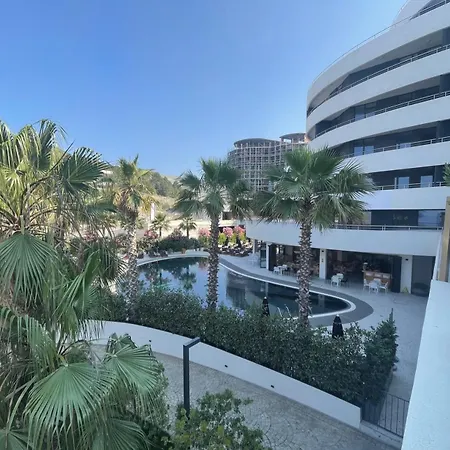Apartment Currila White Hill